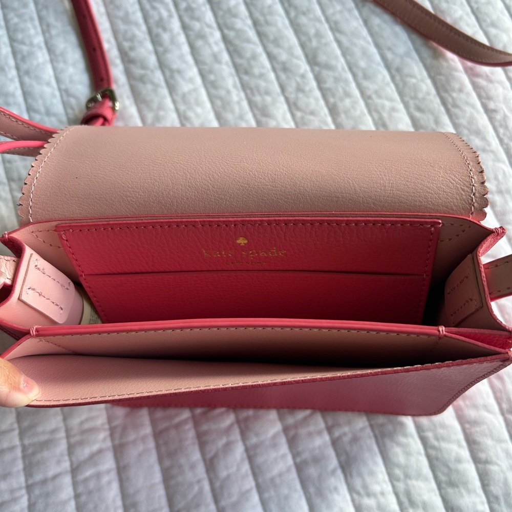Kate Spade pink bow crossbody purse - Picture 5 of 5